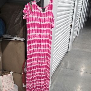 Pink Tie-Dye Maxi Dress